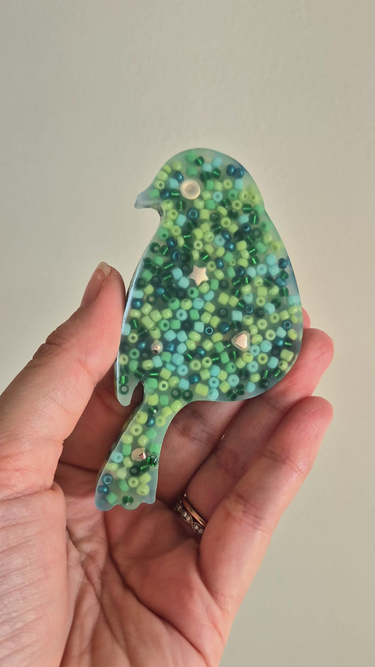Feather Floof Bird Squishy – Earthy Green Sensory Toy for Quiet Focus & Calm Hands